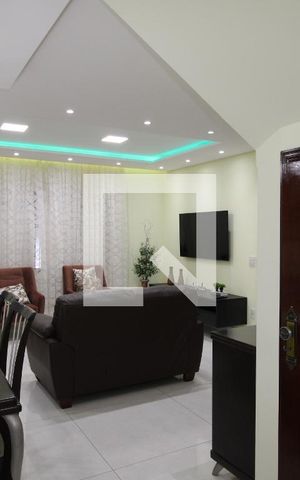 Casa à venda com 240m², 4 quartos e 2 vagasSala