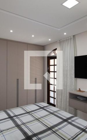 Casa à venda com 240m², 4 quartos e 2 vagasQuarto Suíte