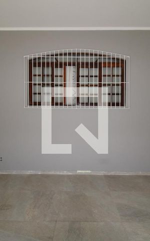 Casa à venda com 240m², 4 quartos e 2 vagasGaragem