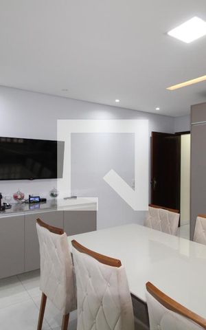 Casa à venda com 240m², 4 quartos e 2 vagasCozinha