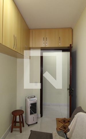 Casa à venda com 240m², 4 quartos e 2 vagasquarto 3