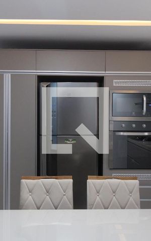 Casa à venda com 240m², 4 quartos e 2 vagasCozinha