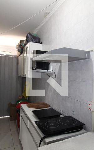 Casa à venda com 240m², 4 quartos e 2 vagasÁrea de Serviço