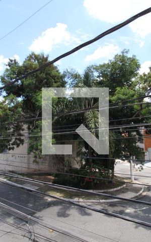 Casa à venda com 240m², 4 quartos e 2 vagasQuarto Suíte - varanda - vista