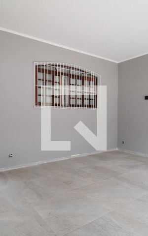 Casa à venda com 240m², 4 quartos e 2 vagasGaragem
