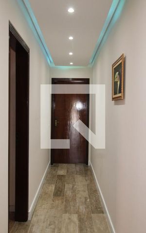 Casa à venda com 240m², 4 quartos e 2 vagasCorredor