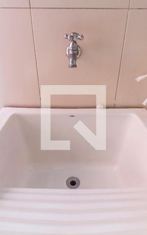 Apartamento para alugar com 107m², 2 quartos e 1 vagaÁrea de Serviço