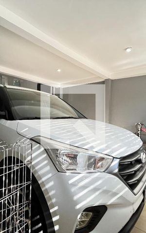 Casa à venda com 185m², 3 quartos e 2 vagas Casa à venda com 185m², 3 quartos e 2 vagasGaragem