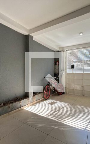 Casa à venda com 185m², 3 quartos e 2 vagas Casa à venda com 185m², 3 quartos e 2 vagasGaragem