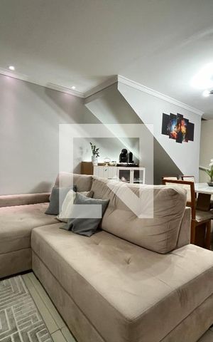 Casa à venda com 185m², 3 quartos e 2 vagas Casa à venda com 185m², 3 quartos e 2 vagasSala