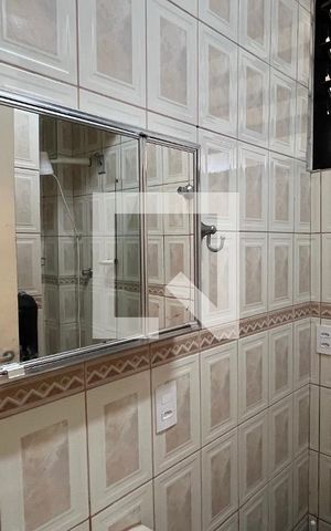 Studio para alugar com 33m², 1 quarto e sem vaga Studio para alugar com 33m², 1 quarto e sem vagaBanheiro