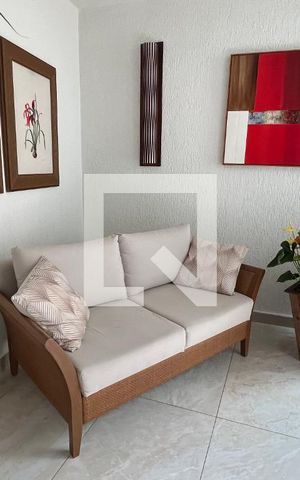Studio para alugar com 33m², 1 quarto e sem vaga Studio para alugar com 33m², 1 quarto e sem vagaHall de entrada