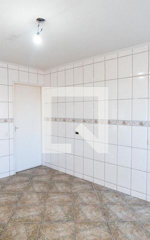 Casa à venda com 150m², 4 quartos e 2 vagas Casa à venda com 150m², 4 quartos e 2 vagasCozinha