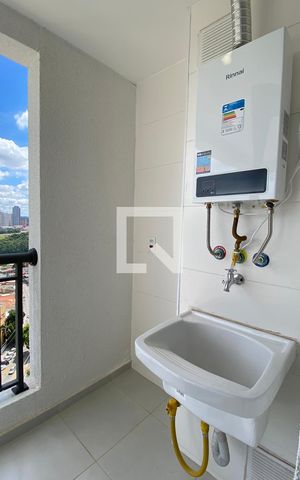 Apartamento para alugar com 47m², 2 quartos e 1 vagaÁrea de Serviço
