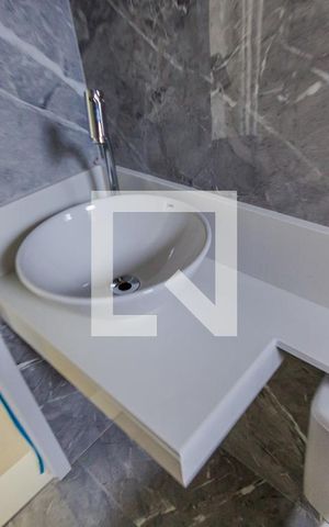 Apartamento à venda com 140m², 3 quartos e 4 vagas Apartamento à venda com 140m², 3 quartos e 4 vagasBanheiro