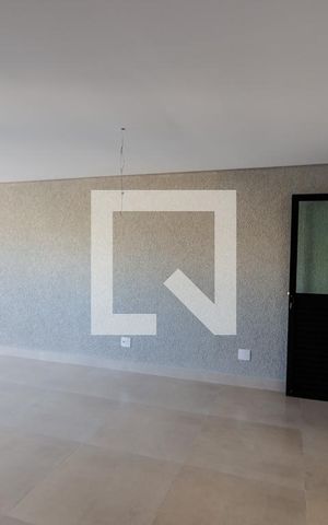 Apartamento à venda com 140m², 3 quartos e 4 vagas Apartamento à venda com 140m², 3 quartos e 4 vagasÁrea de Serviço