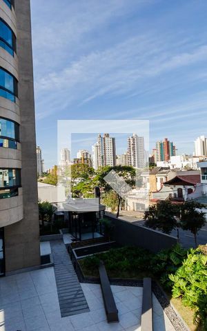 Apartamento à venda com 140m², 3 quartos e 4 vagas Apartamento à venda com 140m², 3 quartos e 4 vagasVista da Sala