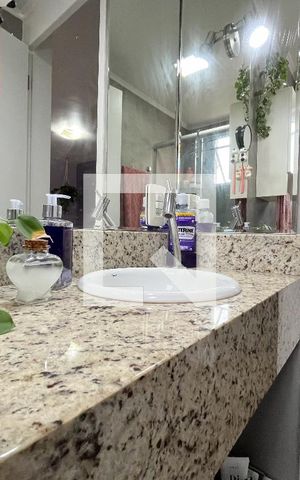 Apartamento à venda com 50m², 2 quartos e 1 vaga Apartamento à venda com 50m², 2 quartos e 1 vagaBanheiro
