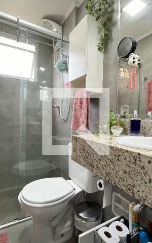 Apartamento à venda com 50m², 2 quartos e 1 vaga Apartamento à venda com 50m², 2 quartos e 1 vagaBanheiro
