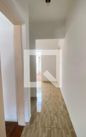 Casa para alugar com 60m², 2 quartos e sem vaga Casa para alugar com 60m², 2 quartos e sem vagaSala - Corredor
