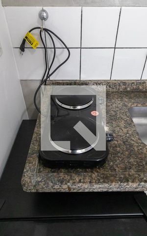 Studio para alugar com 35m², 1 quarto e sem vaga Studio para alugar com 35m², 1 quarto e sem vagaCozinha