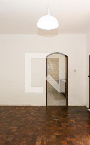 Casa à venda com 104m², 2 quartos e 1 vagaSala