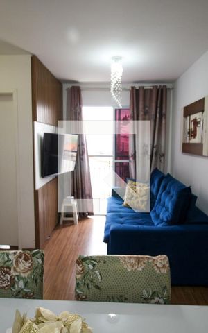 Apartamento à venda com 48m², 2 quartos e 1 vaga Apartamento à venda com 48m², 2 quartos e 1 vagaSala