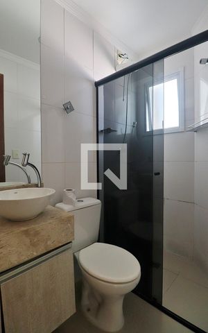 Apartamento à venda com 105m², 2 quartos e 1 vagaSuíte - Banheiro do Quarto 1