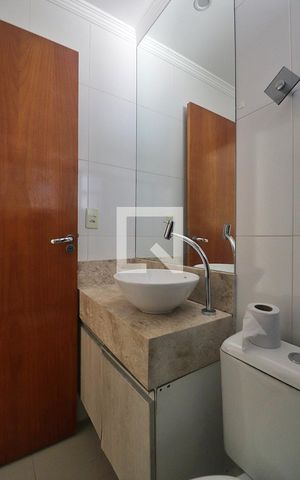 Apartamento à venda com 105m², 2 quartos e 1 vagaSuíte - Banheiro do Quarto 1