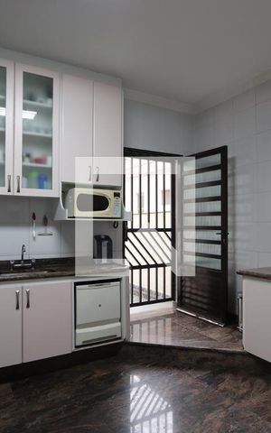 Casa à venda com 200m², 3 quartos e 4 vagasCozinha