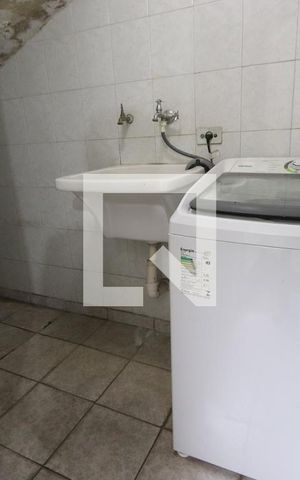 Casa à venda com 200m², 3 quartos e 4 vagasLavanderia