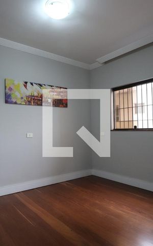 Casa à venda com 200m², 3 quartos e 4 vagasCopa