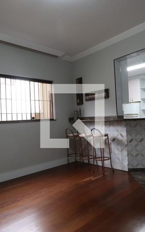 Casa à venda com 200m², 3 quartos e 4 vagasCopa