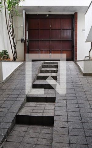 Casa à venda com 200m², 3 quartos e 4 vagasGaragem
