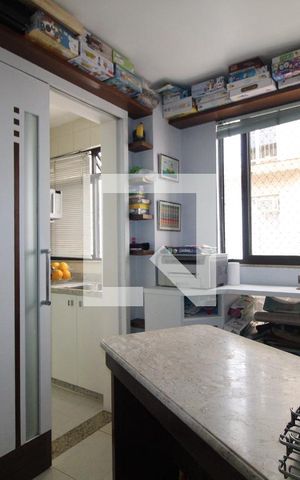 Apartamento à venda com 171m², 3 quartos e 2 vagasQuarto de Serviço