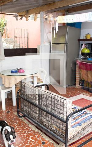 Casa à venda com 150m², 3 quartos e 1 vagaÁrea de Serviço