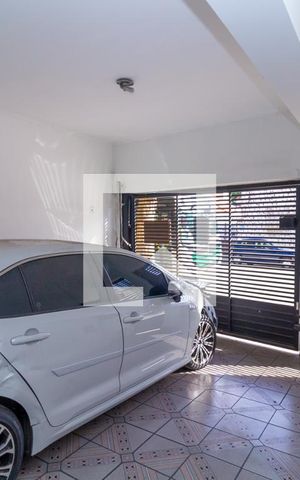 Casa para alugar com 225m², 3 quartos e 2 vagas Casa para alugar com 225m², 3 quartos e 2 vagasGaragem