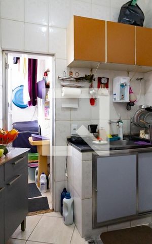 Apartamento à venda com 67m², 2 quartos e sem vaga Apartamento à venda com 67m², 2 quartos e sem vagaCozinha