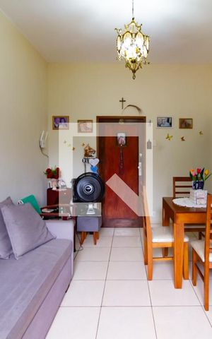 Apartamento à venda com 67m², 2 quartos e sem vaga Apartamento à venda com 67m², 2 quartos e sem vagaDetalhe da sala