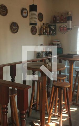 Casa à venda com 152m², 4 quartos e 2 vagasBar