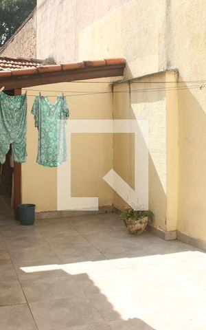 Casa à venda com 152m², 4 quartos e 2 vagasQuintal/Jardim