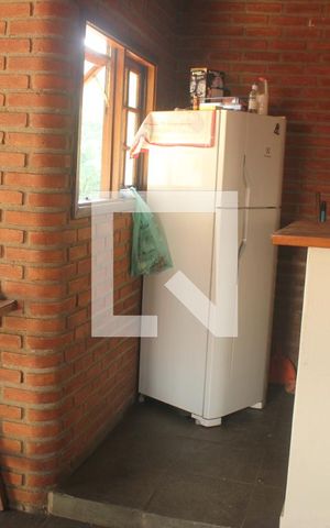 Casa à venda com 152m², 4 quartos e 2 vagasChurrasqueira