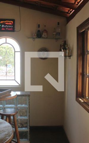 Casa à venda com 152m², 4 quartos e 2 vagasBar