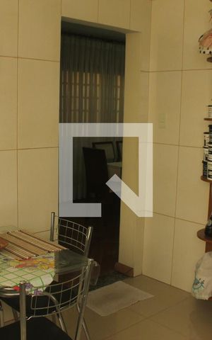 Casa à venda com 152m², 4 quartos e 2 vagasCozinha