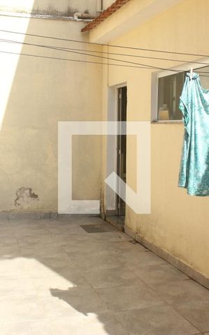 Casa à venda com 152m², 4 quartos e 2 vagasQuintal/Jardim