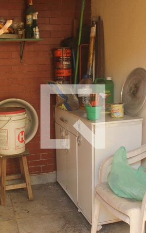 Casa à venda com 152m², 4 quartos e 2 vagasQuintal/Jardim