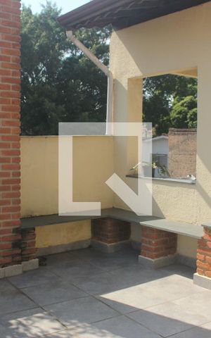 Casa à venda com 152m², 4 quartos e 2 vagasSacada