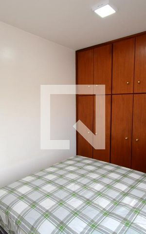 Apartamento à venda com 64m², 3 quartos e 1 vagaQuarto 2