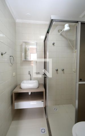 Apartamento à venda com 64m², 3 quartos e 1 vagaBanheiro da Suíte