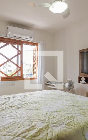 Casa de condomínio à venda com 170m², 3 quartos e 1 vaga Casa de condomínio à venda com 170m², 3 quartos e 1 vagaQuarto 1